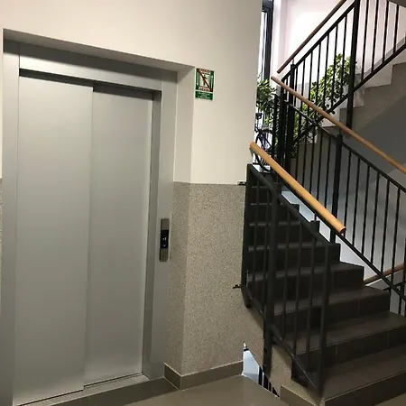 Wolf Apartment Klodzko