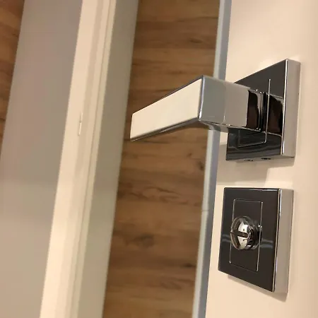 Wolf Apartment