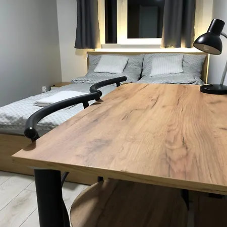 Wolf Apartment *